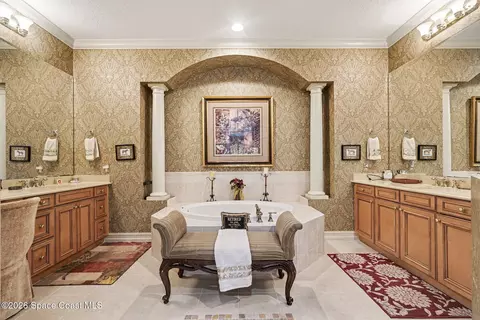 Bath - 3020 Refuge Ct, Melbourne, FL 32940 photo 2 of 5