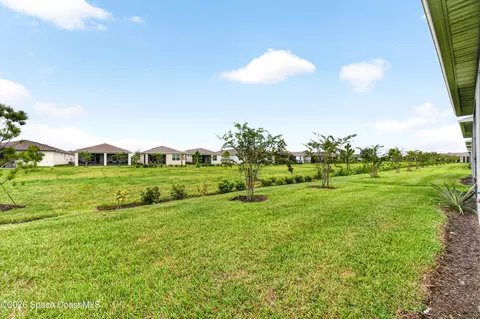Exterior - 8903 Nixie Ave, Melbourne, FL 32940 photo 8 of 11