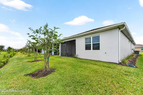 Exterior - 8903 Nixie Ave, Melbourne, FL 32940 photo 9 of 11