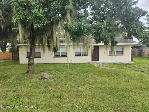 4685 Tuscarora Rd, Titusville, FL 32780