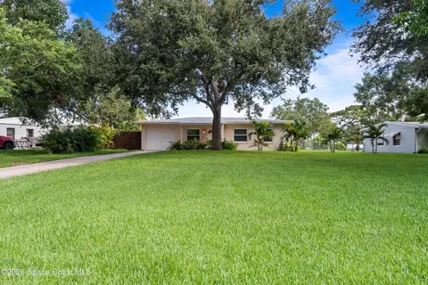 Exterior - 620 Lund Cir, Melbourne, FL 32901 photo 13 of 14