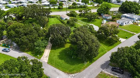 View/Area - 620 Lund Cir, Melbourne, FL 32901 photo 4 of 9