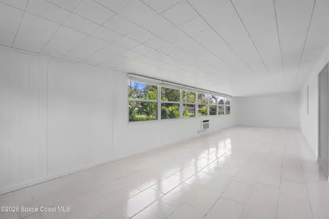 Living - 620 Lund Cir, Melbourne, FL 32901 photo 5 of 7