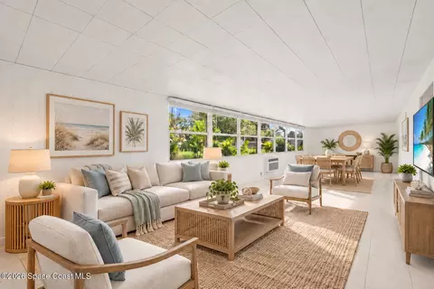 Living - 620 Lund Cir, Melbourne, FL 32901 photo 4 of 7