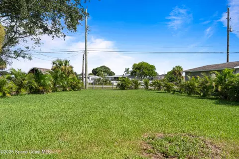 Exterior - 620 Lund Cir, Melbourne, FL 32901 photo 10 of 14
