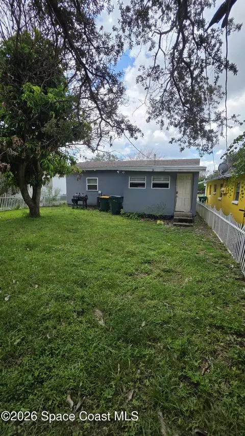 520 Ryoland St, Melbourne, FL 32901 photo 9