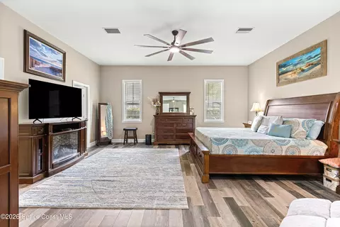 Bedroom - 4801 SE 11th Pl, Ocala, FL 34471 photo 1 of 6