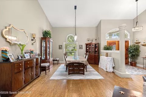 Dining - 4801 SE 11th Pl, Ocala, FL 34471 photo 1 of 4