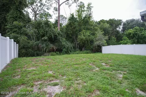 Exterior - 4283 Starling Pl, Mims, FL 32754 photo 3 of 5