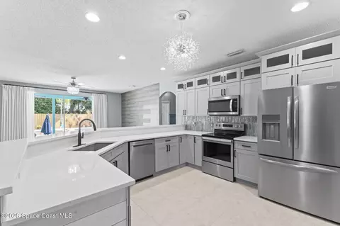 Kitchen - 1330 Enclave Dr, Rockledge, FL 32955 photo 3 of 7