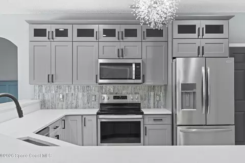 Kitchen - 1330 Enclave Dr, Rockledge, FL 32955 photo 6 of 7