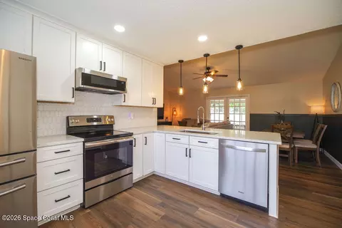 Kitchen - 5205 Everett St, Cocoa, FL 32927 photo 1 of 2