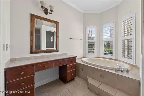 Bath - 263 Loggerhead Dr, Melbourne Beach, FL 32951 photo 2 of 4