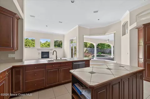 Kitchen - 263 Loggerhead Dr, Melbourne Beach, FL 32951 photo 4 of 4