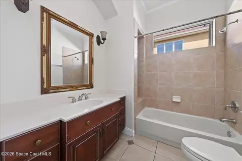 Bath - 263 Loggerhead Dr, Melbourne Beach, FL 32951 photo 4 of 4