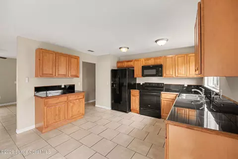 Kitchen - 209 Manth Ave, Cocoa, FL 32927 photo 4 of 4