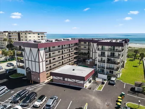 383 N Atlantic Ave #209, Cocoa Beach, FL 32931