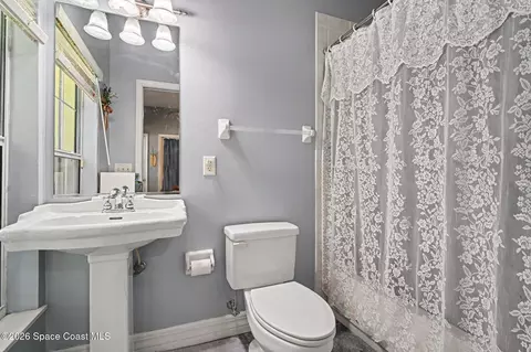 Bath - 4405 Brighton Blvd, Mims, FL 32754 photo 3 of 3