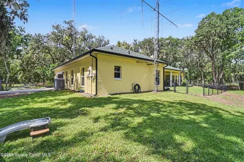 Exterior - 4405 Brighton Blvd, Mims, FL 32754 photo 5 of 10