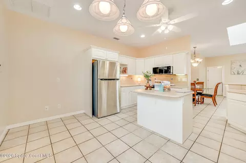Kitchen - 4592 Braywick Ct, Rockledge, FL 32955 photo 3 of 10