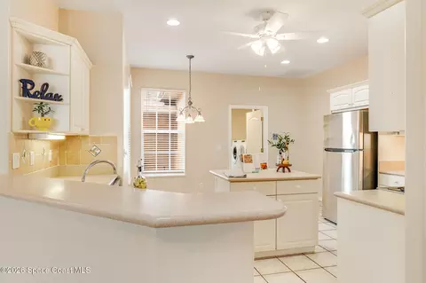 Kitchen - 4592 Braywick Ct, Rockledge, FL 32955 photo 1 of 10