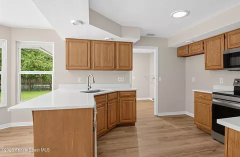 Kitchen - 2811 Ohio St, Melbourne, FL 32904 photo 4 of 4