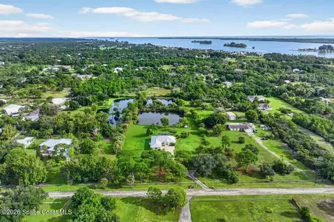 View/Area - 4630 Sand Point Rd, Grant, FL 32949 photo 3 of 7
