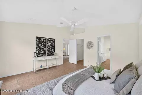 Bedroom - 4630 Sand Point Rd, Grant, FL 32949 photo 2 of 7