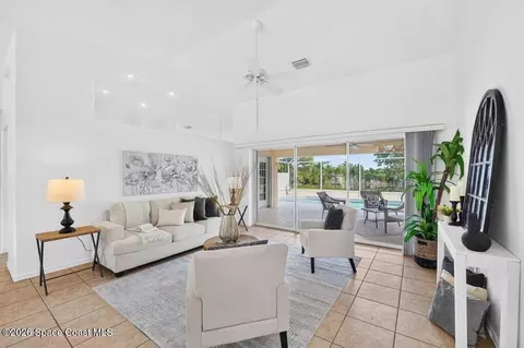 Living - 4630 Sand Point Rd, Grant, FL 32949 photo 2 of 4