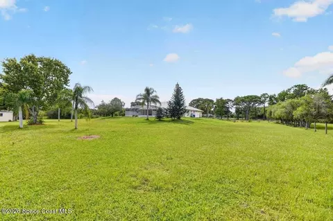 Exterior - 4630 Sand Point Rd, Grant, FL 32949 photo 15 of 16
