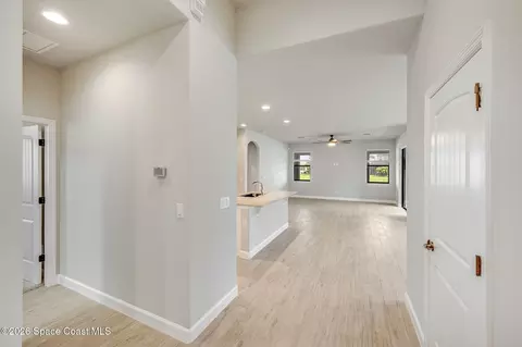 Entry Way - 3202 Casterton Dr, Melbourne, FL 32940 photo 4 of 5