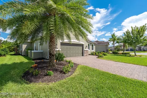 Exterior - 3202 Casterton Dr, Melbourne, FL 32940 photo 8 of 14