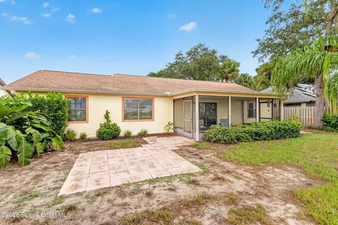 Exterior - 2265 Hickory Dr, Melbourne, FL 32935 photo 9 of 11