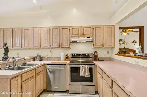 Kitchen - 2265 Hickory Dr, Melbourne, FL 32935 photo 1 of 4