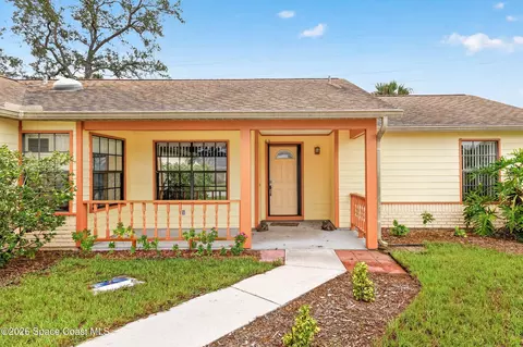 Exterior - 2265 Hickory Dr, Melbourne, FL 32935 photo 2 of 11
