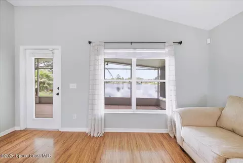 Living - 4530 Decatur Cir, Melbourne, FL 32934 photo 4 of 7