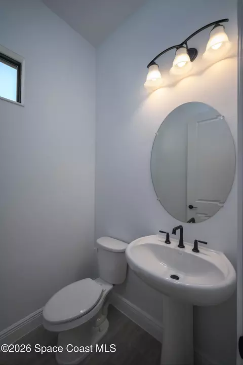 Bath - 7689 Allure Dr, Melbourne, FL 32940 photo 5 of 5