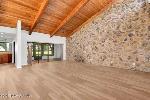 Living - 905 Osprey Dr, Melbourne, FL 32940 photo 2 of 7