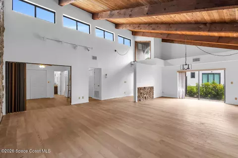 Living - 905 Osprey Dr, Melbourne, FL 32940 photo 3 of 7