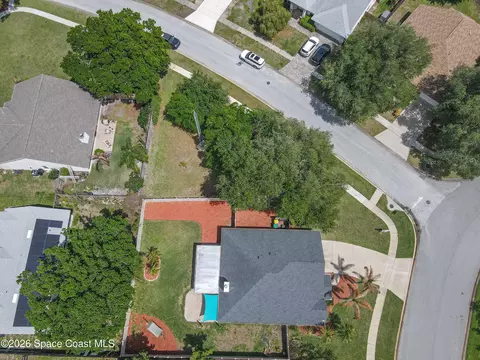 View/Area - 2470 Forest Run Dr, Melbourne, FL 32935 photo 6 of 13