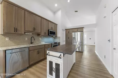 Kitchen - 2470 Forest Run Dr, Melbourne, FL 32935 photo 1 of 3