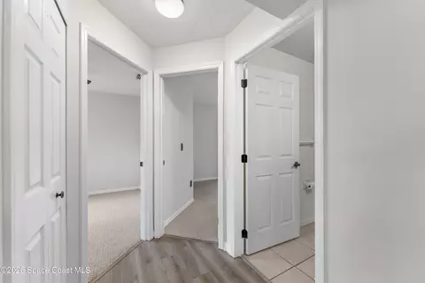 Entry Way - 2470 Forest Run Dr, Melbourne, FL 32935 photo 2 of 2