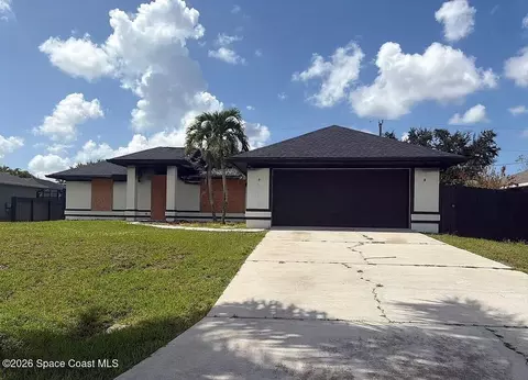 930 SW 33rd Ter, Cape Coral, FL 33914