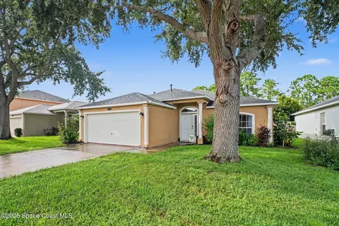 756 Peachtree St, Titusville, FL 32780