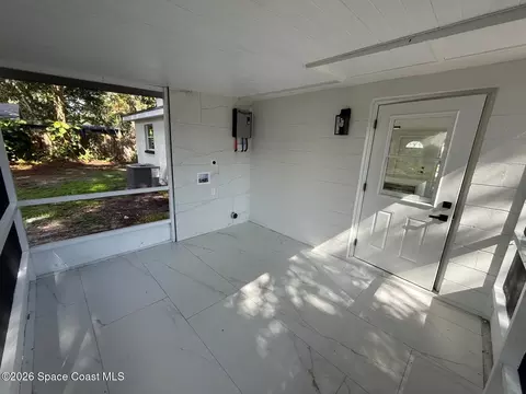 Exterior - 2647 Pepper Ave, Melbourne, FL 32935 photo 2 of 5