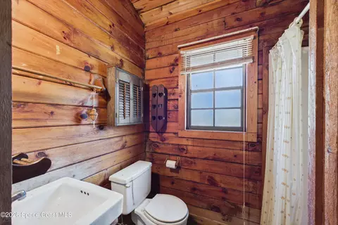 Bath - 5520 Osceola Dr, Saint Cloud, FL 34773 photo 1 of 1