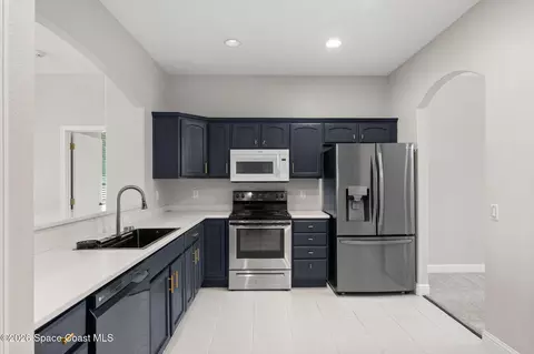 Kitchen - 3211 Merrick Ave, Rockledge, FL 32955 photo 2 of 4