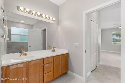 Bath - 3211 Merrick Ave, Rockledge, FL 32955 photo 3 of 4