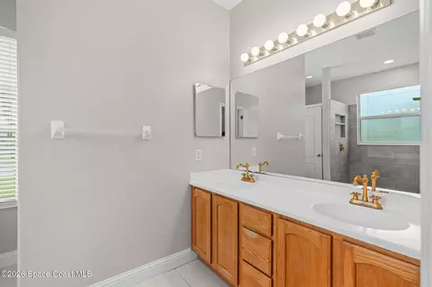 Bath - 3211 Merrick Ave, Rockledge, FL 32955 photo 2 of 4