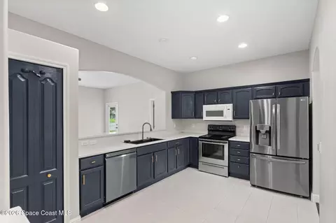 Kitchen - 3211 Merrick Ave, Rockledge, FL 32955 photo 1 of 4